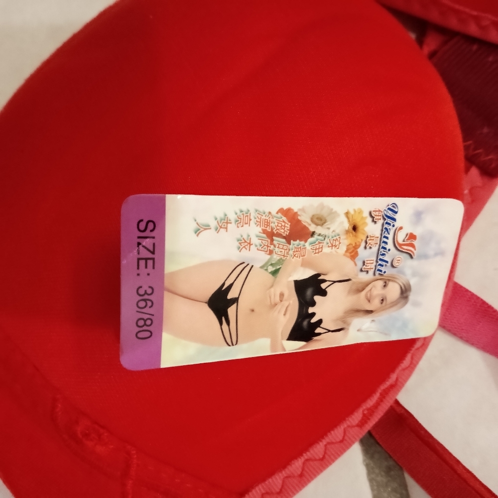 Bras - Picture 5 of 7
